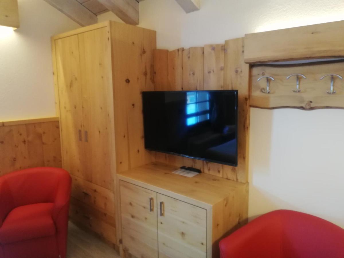 Ski Holidays Apartments Livigno Ngoại thất bức ảnh